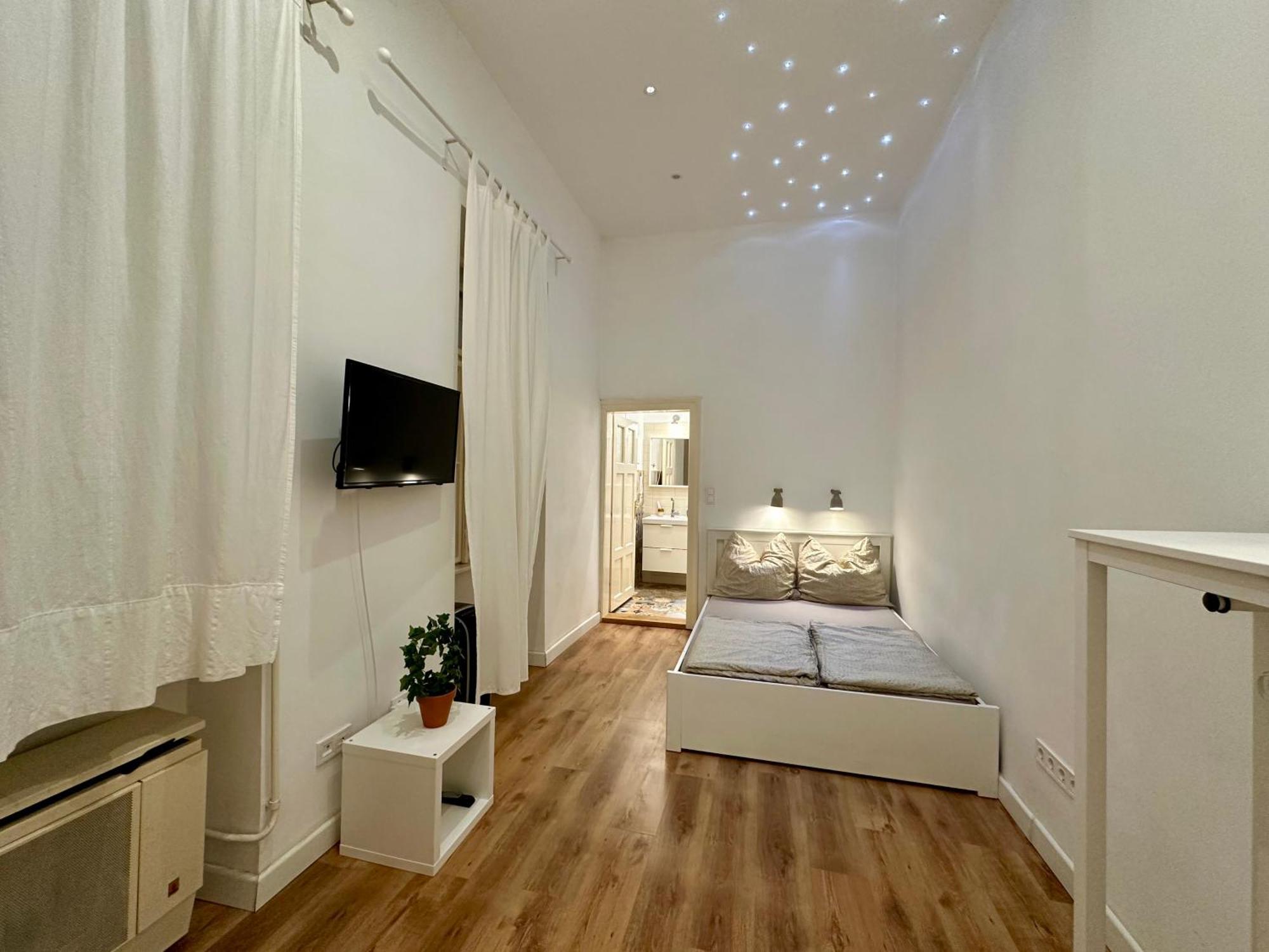 Cozy Studio Flat In The Heart Of بودابست المظهر الخارجي الصورة